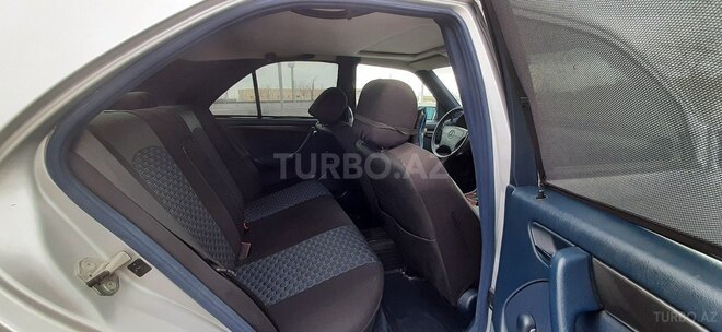 Mercedes C 180 1997, 286,012 km - 1.8 l - Bakı