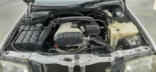 Mercedes C 180 1997, 286,012 km - 1.8 l - Bakı