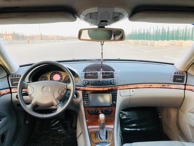 Mercedes E 320 2002, 287,000 km - 3.2 l - Bakı