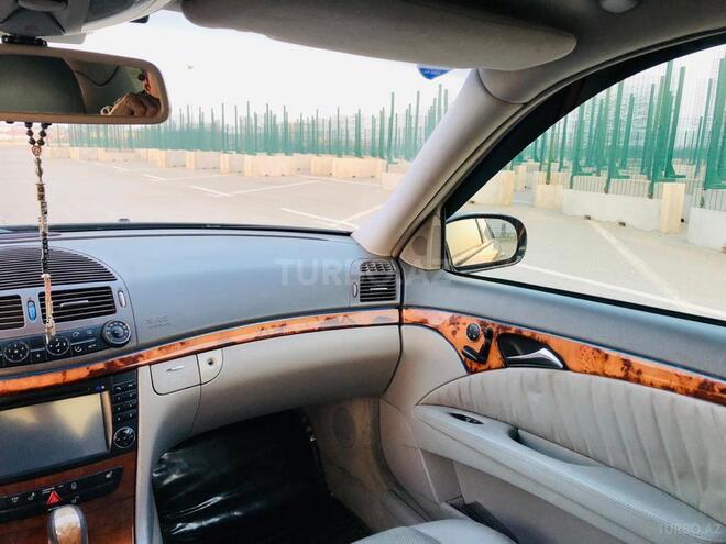 Mercedes E 320 2002, 287,000 km - 3.2 l - Bakı