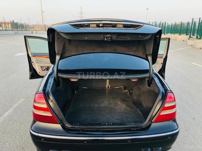 Mercedes E 320 2002, 287,000 km - 3.2 l - Bakı