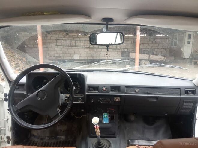 GAZ 24-10 1987, 180,000 km - 2.4 l - Qusar