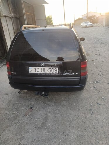 Opel Astra 1995, 444,000 km - 1.6 л - Şəki