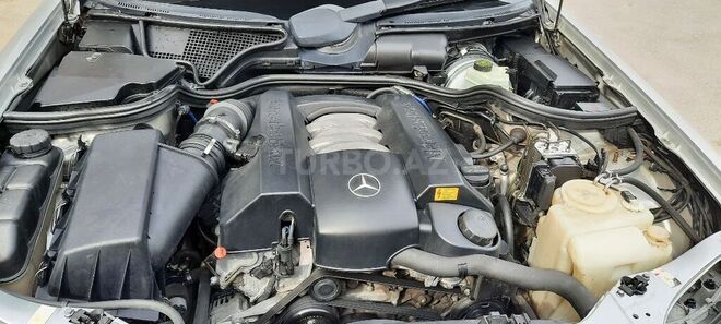 Mercedes E 280 1999, 236,340 km - 2.8 l - Bakı