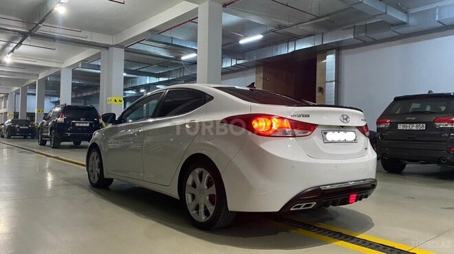 Hyundai Elantra 2013, 198,000 km - 1.8 л - Bakı