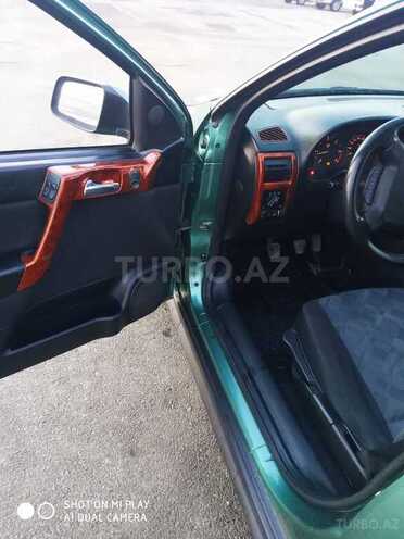 Opel Astra 1999, 200,000 km - 1.7 l - Yevlax