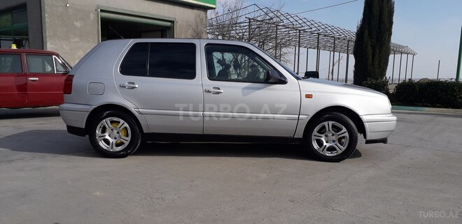 Volkswagen Golf 1994, 333,333 km - 1.8 l - Şəmkir