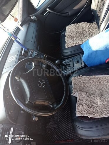 Mercedes C 220 2000, 578,272 km - 2.2 l - Füzuli