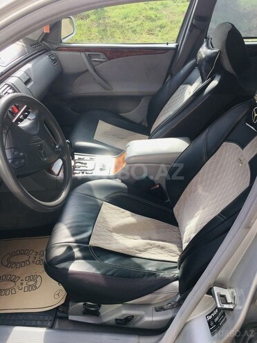 Mercedes E 200 2001, 366,344 km - 2.0 l - Masallı