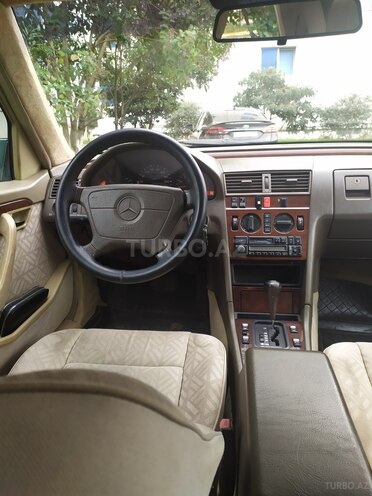 Mercedes C 200 1994, 325,000 km - 2.0 l - Lənkəran