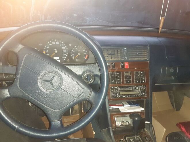 Mercedes C 220 1993, 172,000 km - 2.2 л - Cəlilabad
