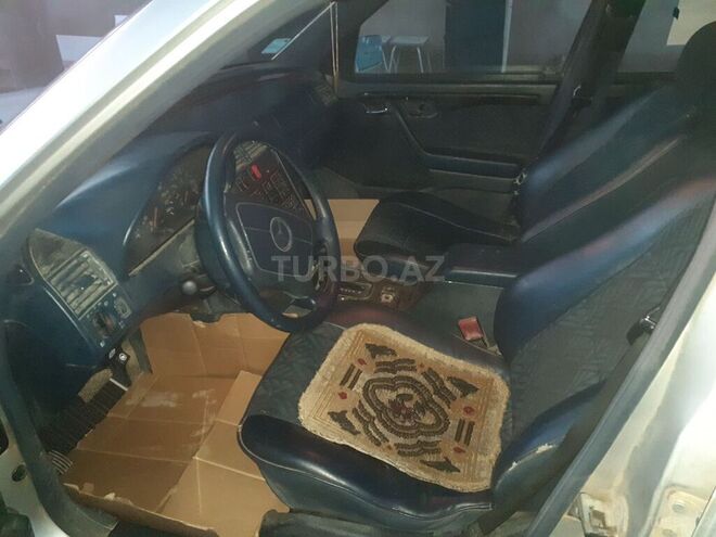 Mercedes C 220 1993, 172,000 km - 2.2 л - Cəlilabad