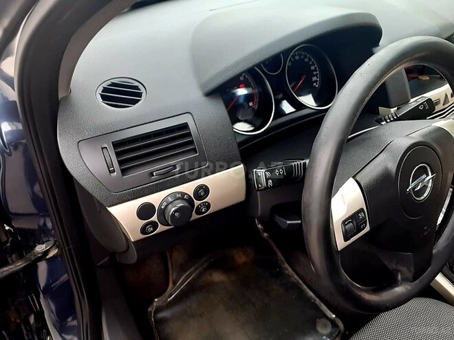 Opel Astra 2008, 213,000 km - 1.3 л - Bakı