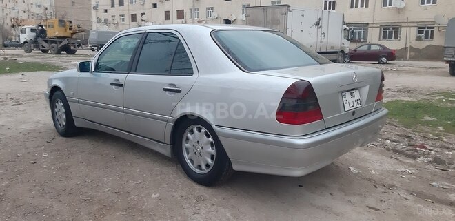 Mercedes C 240 1998, 335,000 km - 2.4 l - Salyan