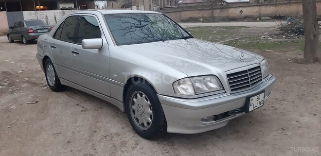 Mercedes C 240 1998, 335,000 km - 2.4 l - Salyan