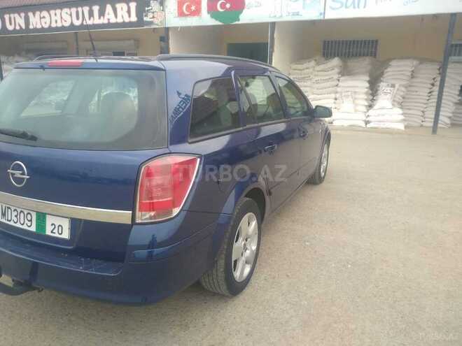 Opel Astra 2006, 229,000 km - 1.4 l - Yevlax