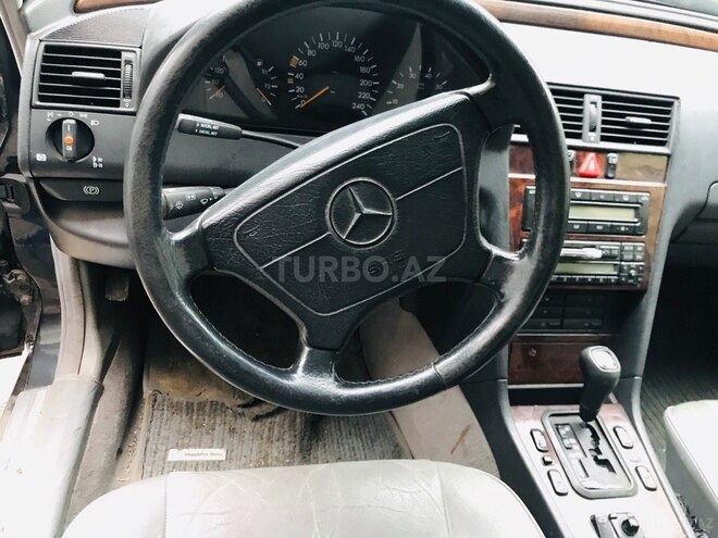 Mercedes E 230 1997, 168,000 km - 2.3 l - Bakı
