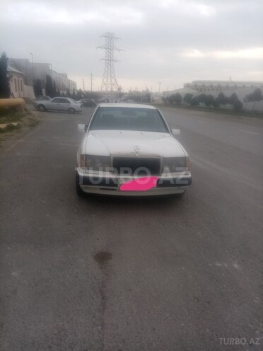 Mercedes E 200 1988, 511 km - 0.1 l - Bakı