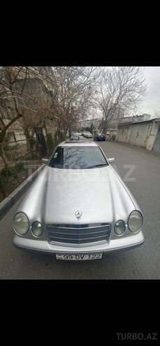 Mercedes E 240 1998, 234,000 km - 2.4 л - Bakı