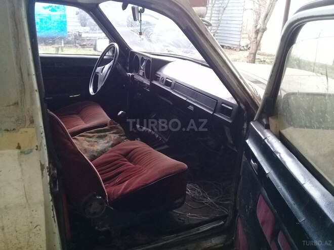 GAZ 24 1980, 9,995,653 km - 2.4 l - Biləsuvar