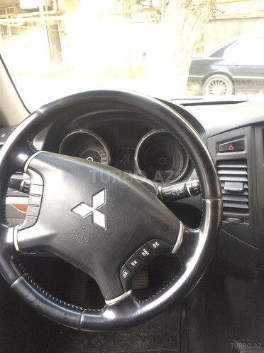 Mitsubishi Pajero 2007, 135,000 km - 3.0 l - Bakı