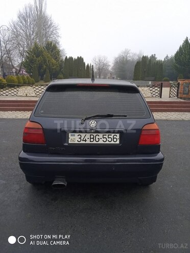 Volkswagen Golf 1994, 245,000 km - 2.0 l - Zaqatala