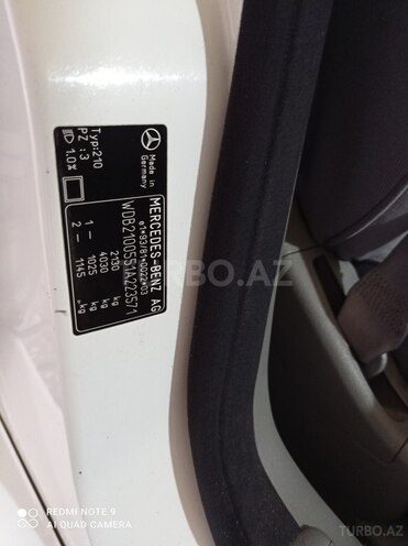 Mercedes E 320 1996, 319,800 km - 3.2 l - Bakı