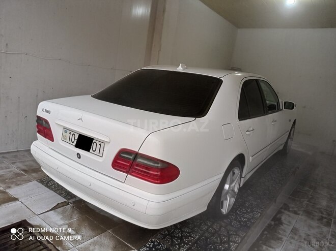 Mercedes E 320 1996, 319,800 km - 3.2 l - Bakı