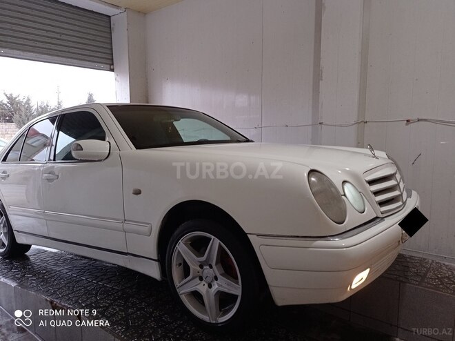 Mercedes E 320 1996, 319,800 km - 3.2 l - Bakı