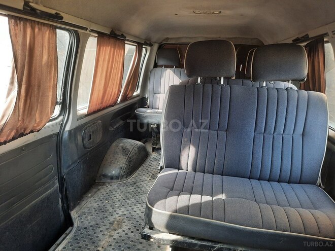 Hyundai H 100 1998, 150,000 km - 2.5 л - Bakı
