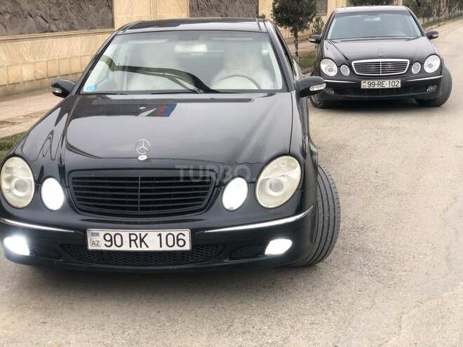 Mercedes E 240 2003, 352,281 km - 2.6 l - Ucar