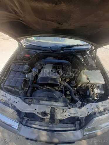 Mercedes C 180 1999, 200,000 km - 1.8 l - Bakı