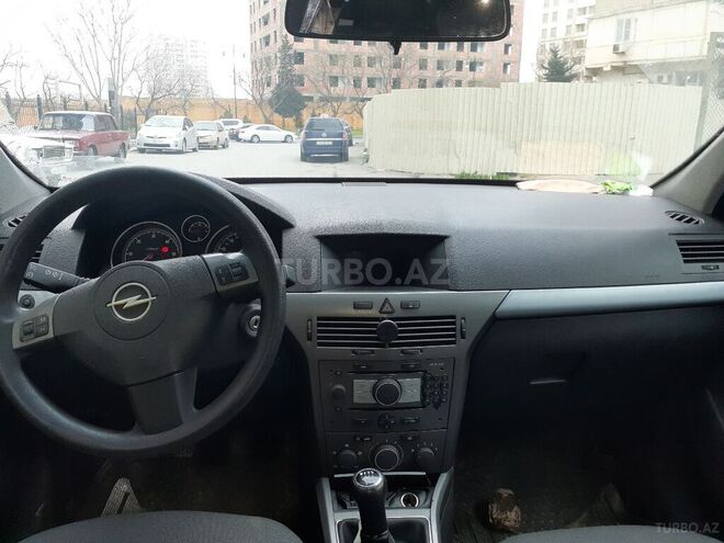 Opel Astra 2006, 190,000 km - 1.3 l - Bakı