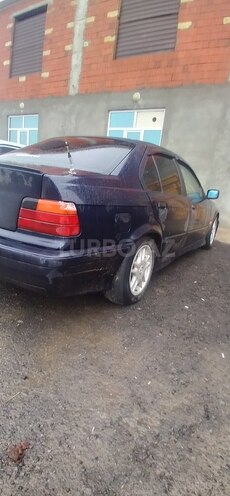 BMW 318 1992, 1,500 km - 1.8 l - Masallı