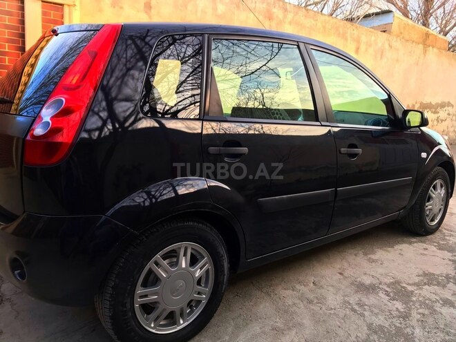 Ford Fiesta 2006, 228,800 km - 1.4 l - Bakı
