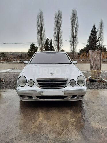 Mercedes E 320 2001, 265,000 km - 3.2 l - Şəmkir