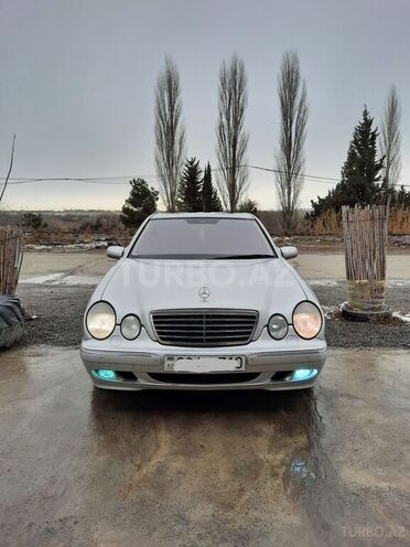 Mercedes E 320 2001, 265,000 km - 3.2 l - Şəmkir