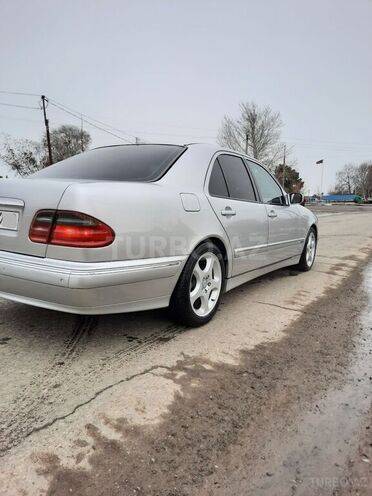 Mercedes E 320 2001, 265,000 km - 3.2 l - Şəmkir