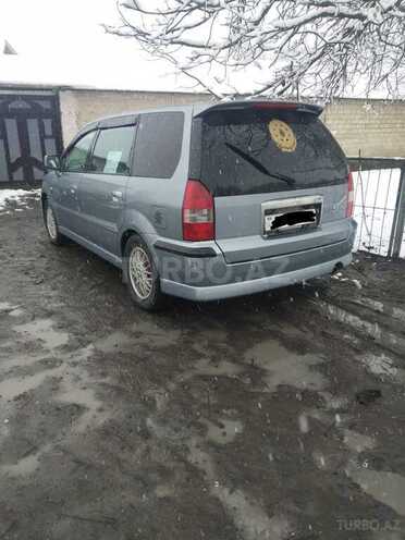 Mitsubishi Grandis 2001, 186,000 km - 2.4 л - Qəbələ