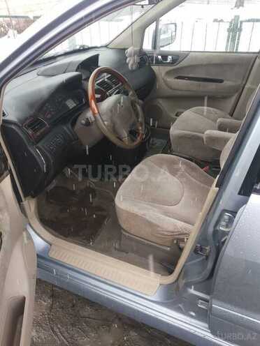Mitsubishi Grandis 2001, 186,000 km - 2.4 л - Qəbələ