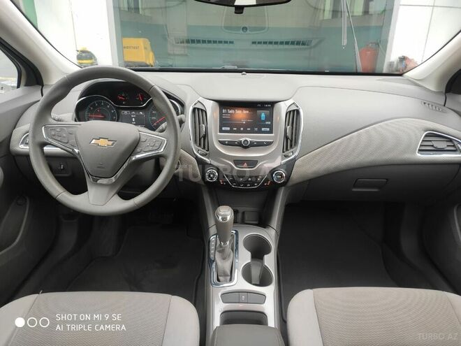Chevrolet Cruze 2017, 33,670 km - 1.4 l - Bakı