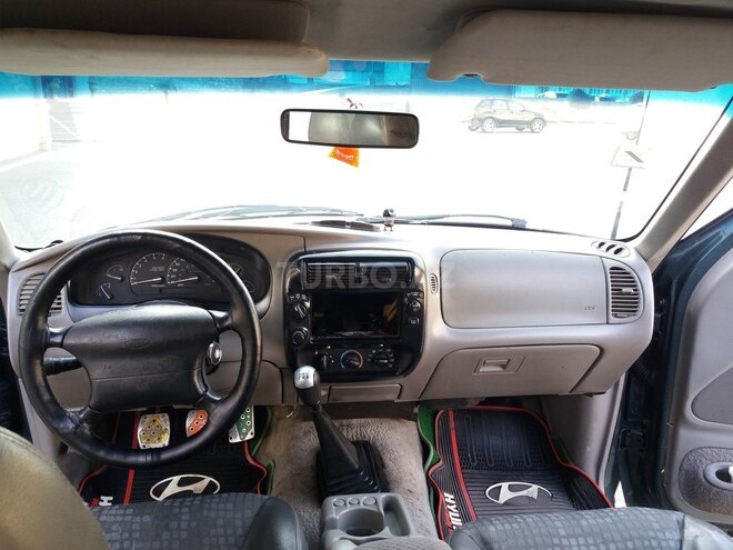 Ford Explorer 1996, 121,000 km - 4.0 л - Gəncə