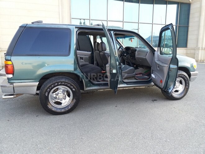 Ford Explorer 1996, 121,000 km - 4.0 л - Gəncə