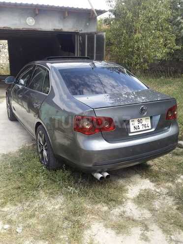 Volkswagen Jetta 2005, 300,000 km - 2.5 л - Şəmkir