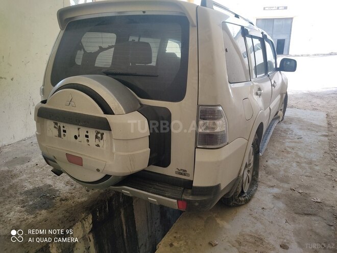Mitsubishi Pajero 2007, 320,000 km - 3.0 л - Bakı