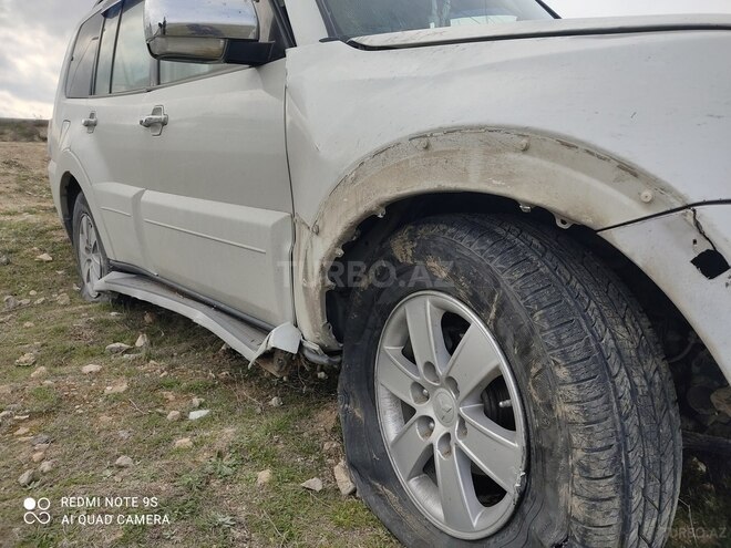 Mitsubishi Pajero 2007, 320,000 km - 3.0 л - Bakı