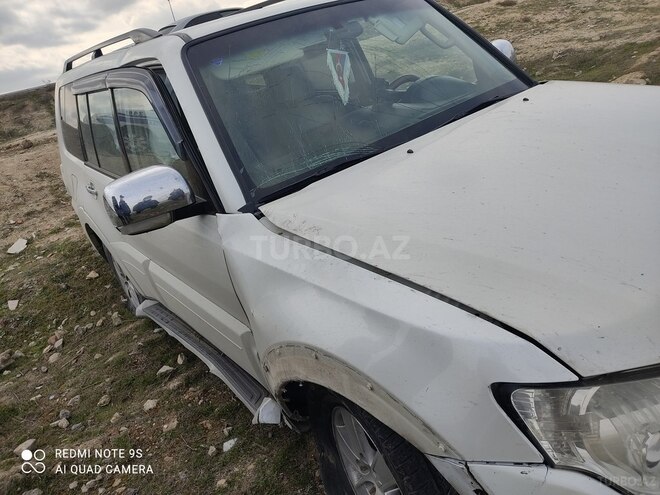 Mitsubishi Pajero 2007, 320,000 km - 3.0 л - Bakı