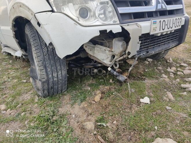 Mitsubishi Pajero 2007, 320,000 km - 3.0 л - Bakı