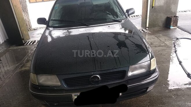 Opel Astra 1996, 245,605 km - 1.6 l - Bakı