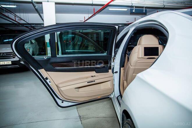 BMW 750 2009, 153,000 km - 4.4 l - Bakı